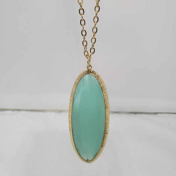 14th & Union Light Green Jade Color Stone Necklace by Nordstrom - Picture 3 of 6